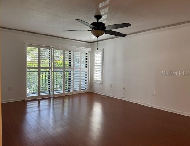 1261 Pine Ridge Cir, Tarpon Springs, FL 34688-5438
