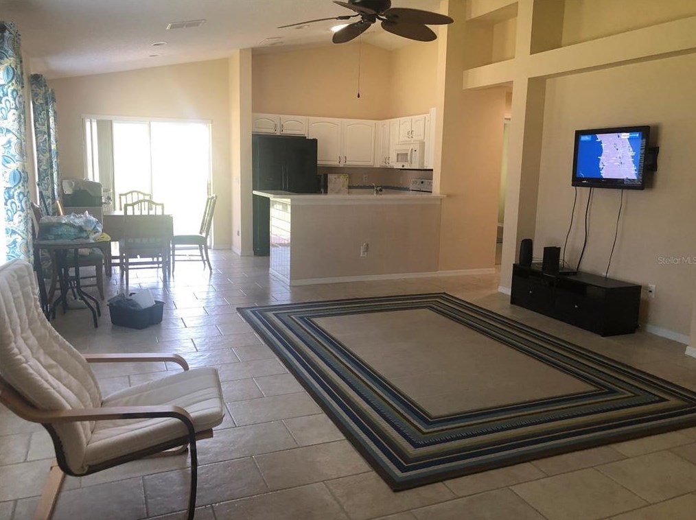 2926 Walnut Grove Ct, Tarpon Springs, FL 34691