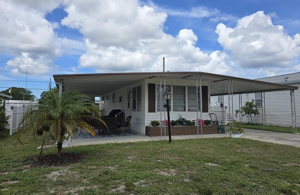 1821 Shady Cove Dr, Tarpon Springs, FL 34691