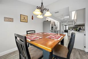 4 Crossings Trl, Ormond Beach, FL 32174-8293