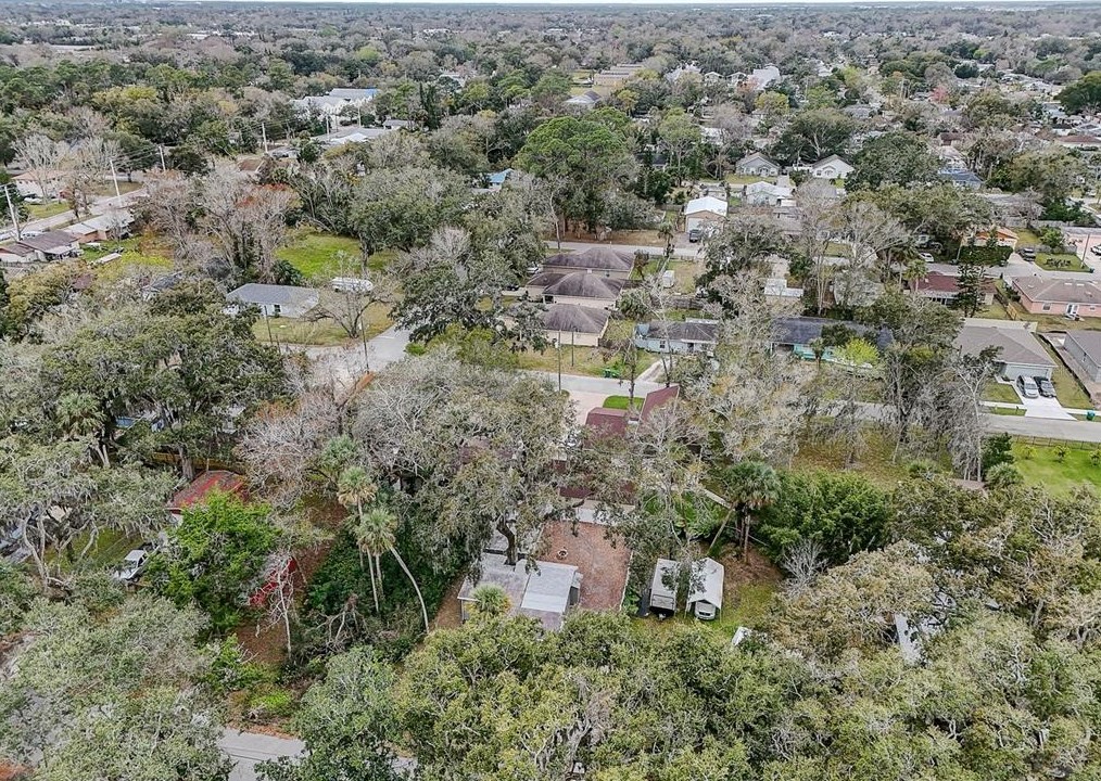 836 Orange Ave, Daytona Beach FL 32114-4764 exterior