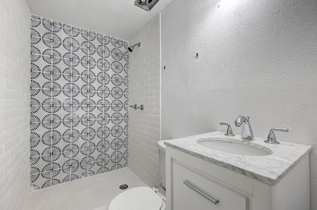 836 Orange Ave, Daytona Beach FL 32114-4764 exterior