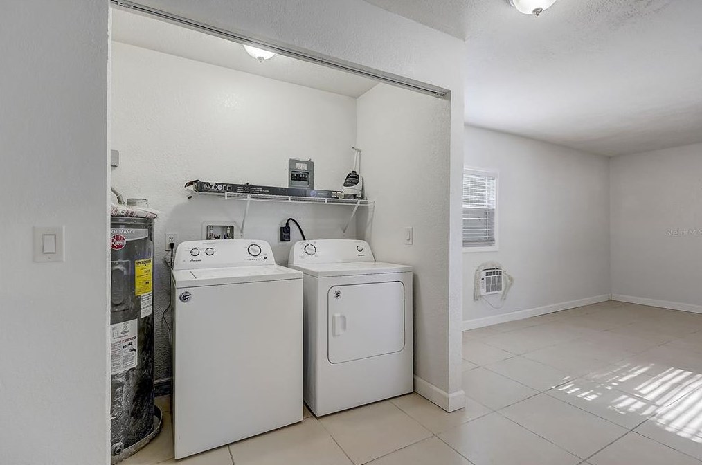 836 Orange Ave, Daytona Beach FL 32114-4764 exterior