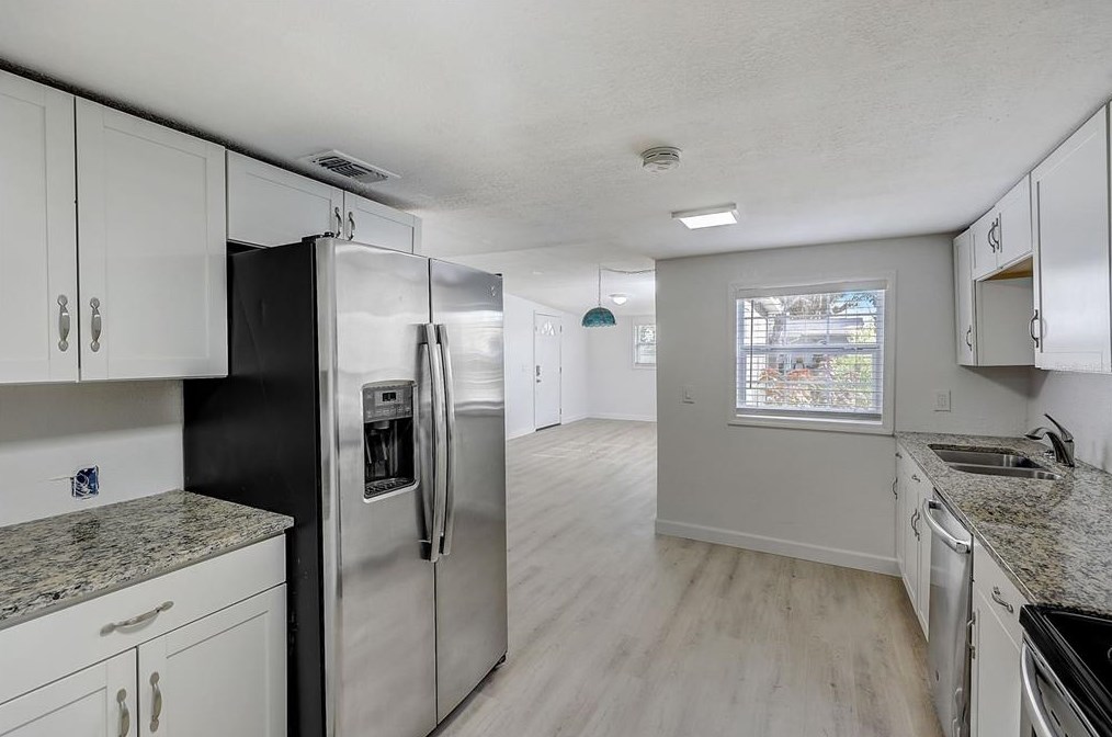 836 Orange Ave, Daytona Beach FL 32114-4764 exterior