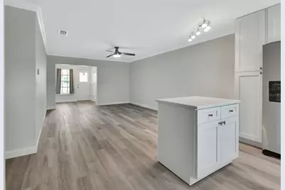 217 N Hill Avenue #20, Deland, FL 32724 - Photo 6