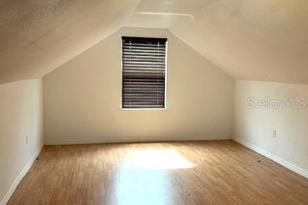 484 Sullivan St - Photo 14