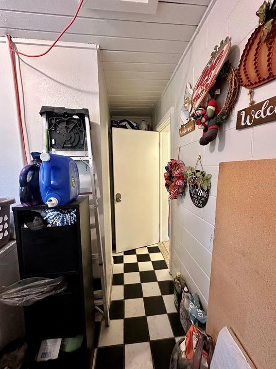 725 Boundary Ave, Deland FL 32720-3104 exterior