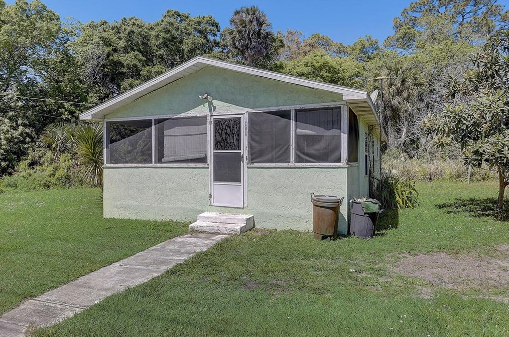 283 Lincoln Ave, Ormond Beach, FL 32174-4518