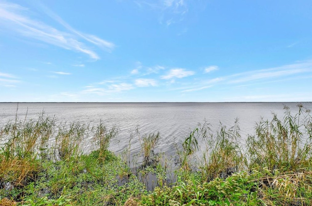 180 Magnolia Woods Ct, Deltona FL  32725-9372 exterior