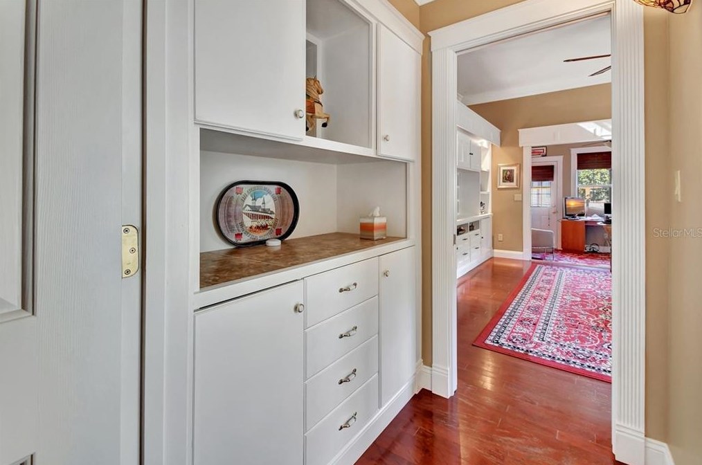 1107 Stillwater Dr, Deland FL  32720-2572 exterior