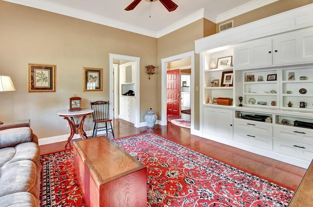 1107 Stillwater Dr, Deland FL  32720-2572 exterior