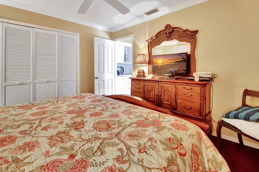 1107 Stillwater Dr, Deland FL  32720-2572 exterior