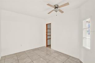 227 Holly Dr, Orange City, FL 32763-7512