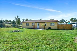 227 E Holly Dr - Photo 4