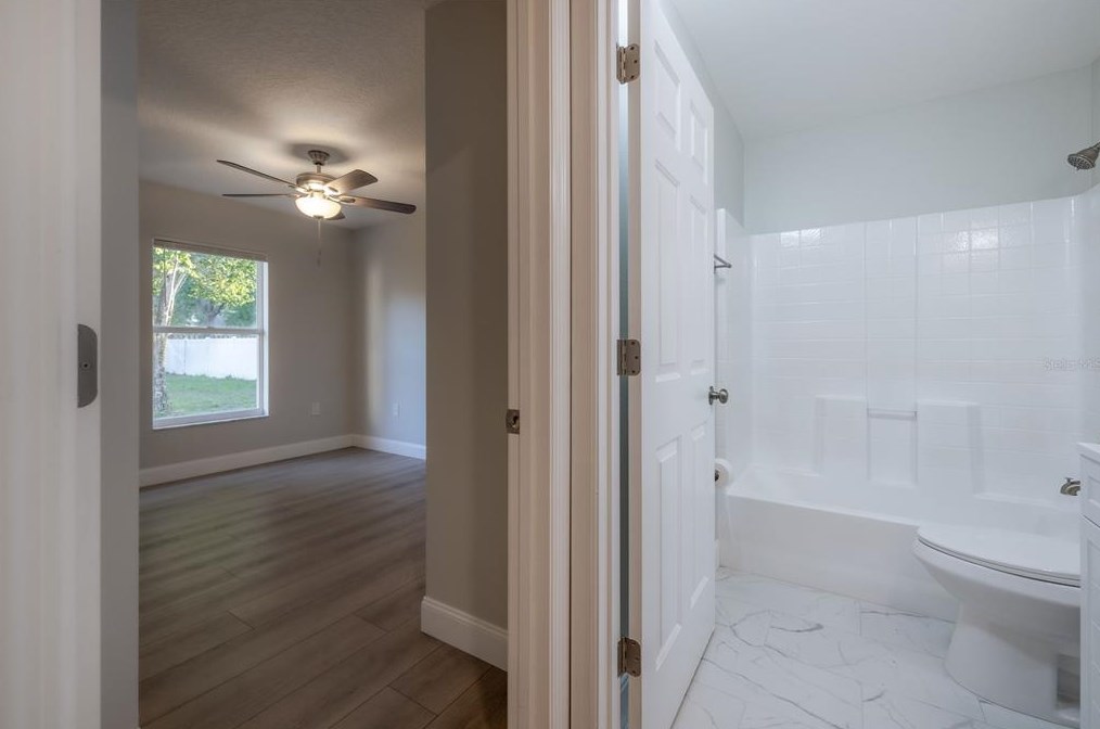 2484 Orange Rd, Deland FL  32724-3051 exterior