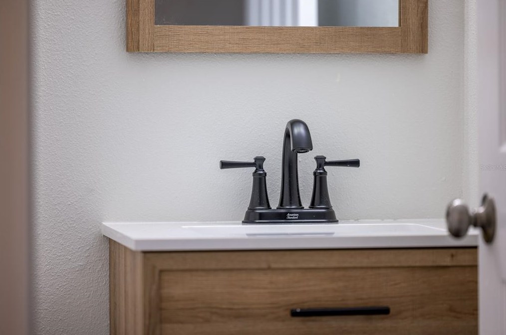 2484 Orange Rd, Deland FL  32724-3051 exterior