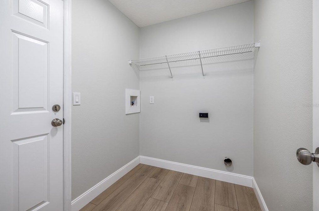 2484 Orange Rd, Deland FL  32724-3051 exterior