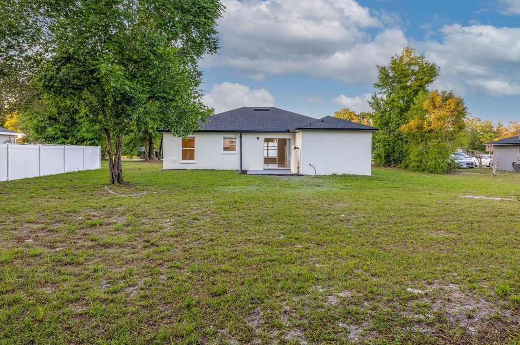 2484 Orange Rd, Deland FL  32724-3051 exterior