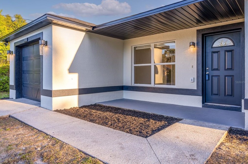 2484 Orange Rd, Deland FL  32724-3051 exterior