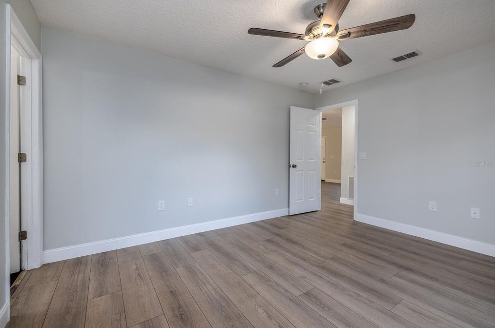 2484 Orange Rd, Deland FL  32724-3051 exterior