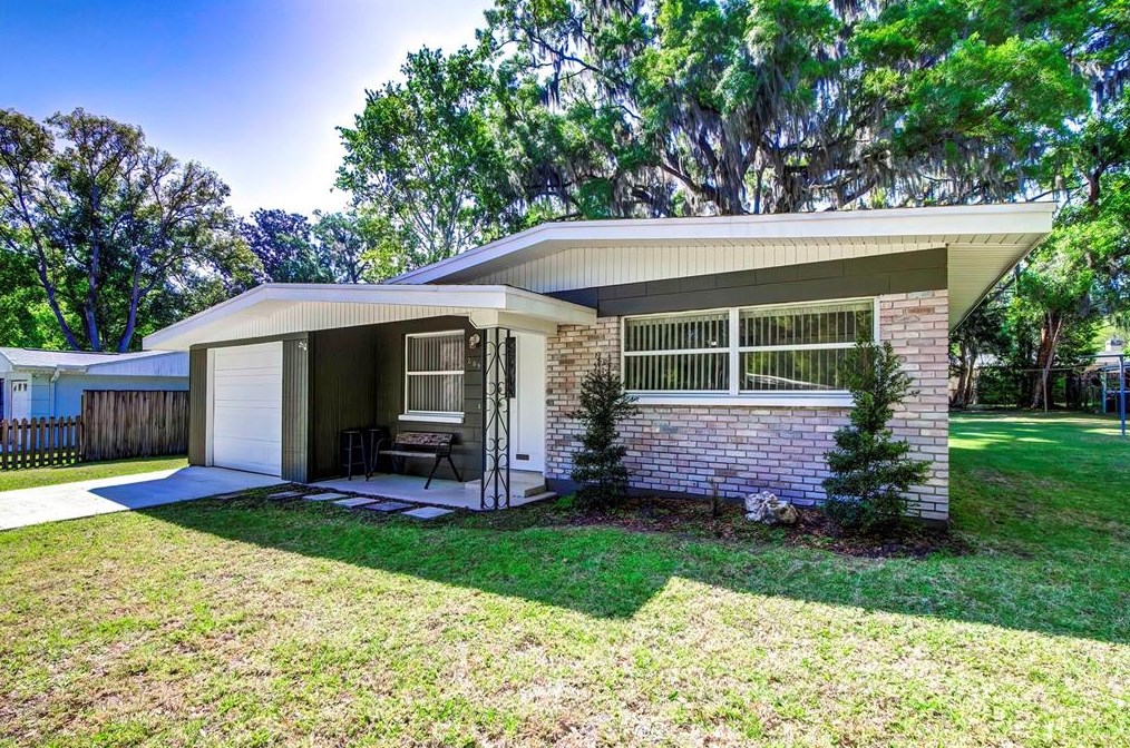 209 Peak Dr, Brooksville, FL 34601-1013