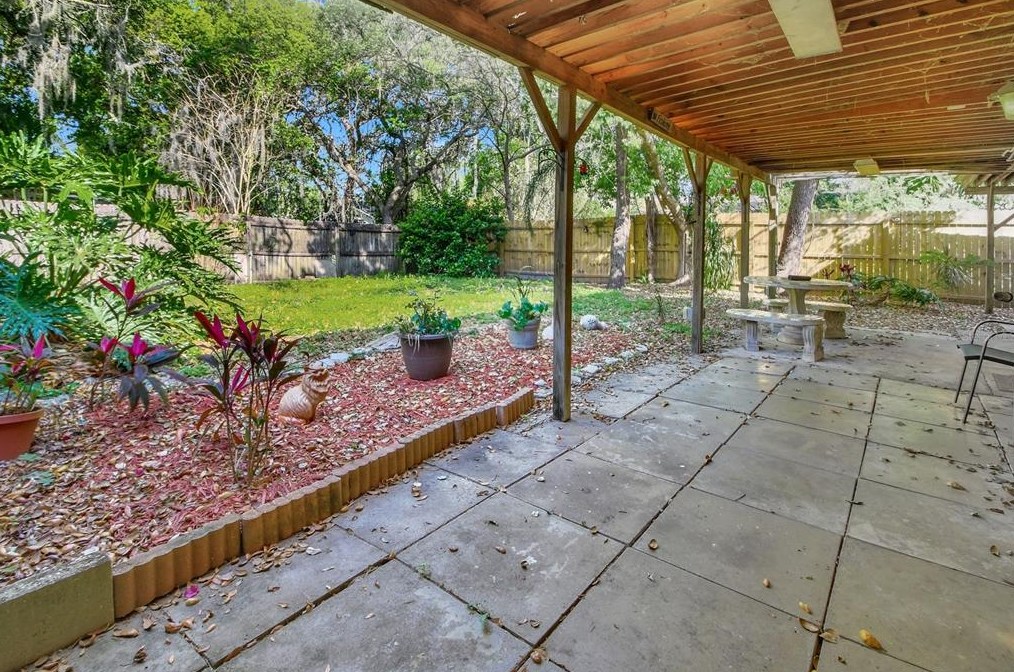 156 Seminole Ave, Lake Mary FL  32746-2929 exterior