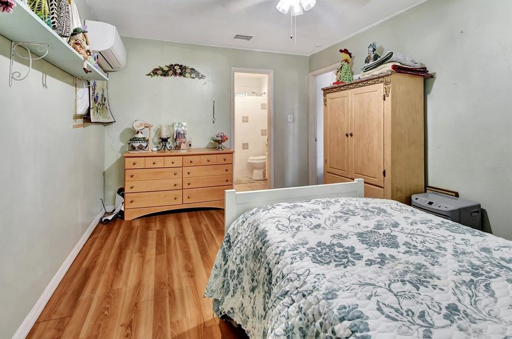 156 Seminole Ave, Lake Mary FL  32746-2929 exterior