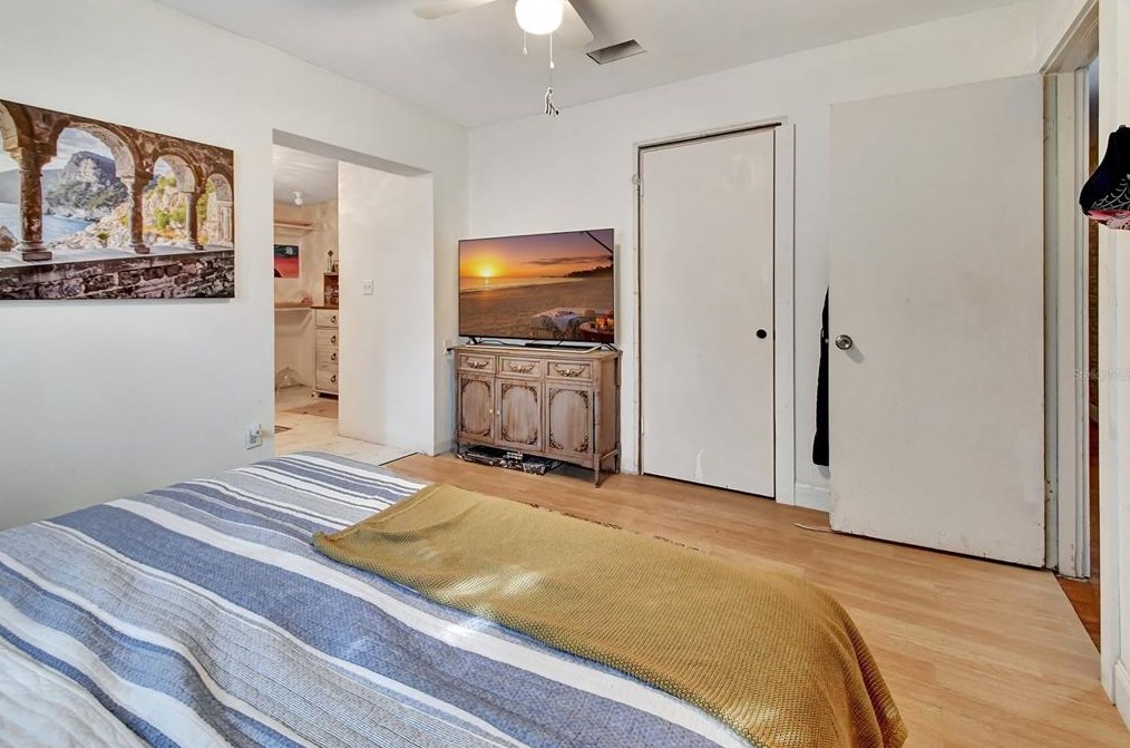 156 Seminole Ave, Lake Mary FL  32746-2929 exterior