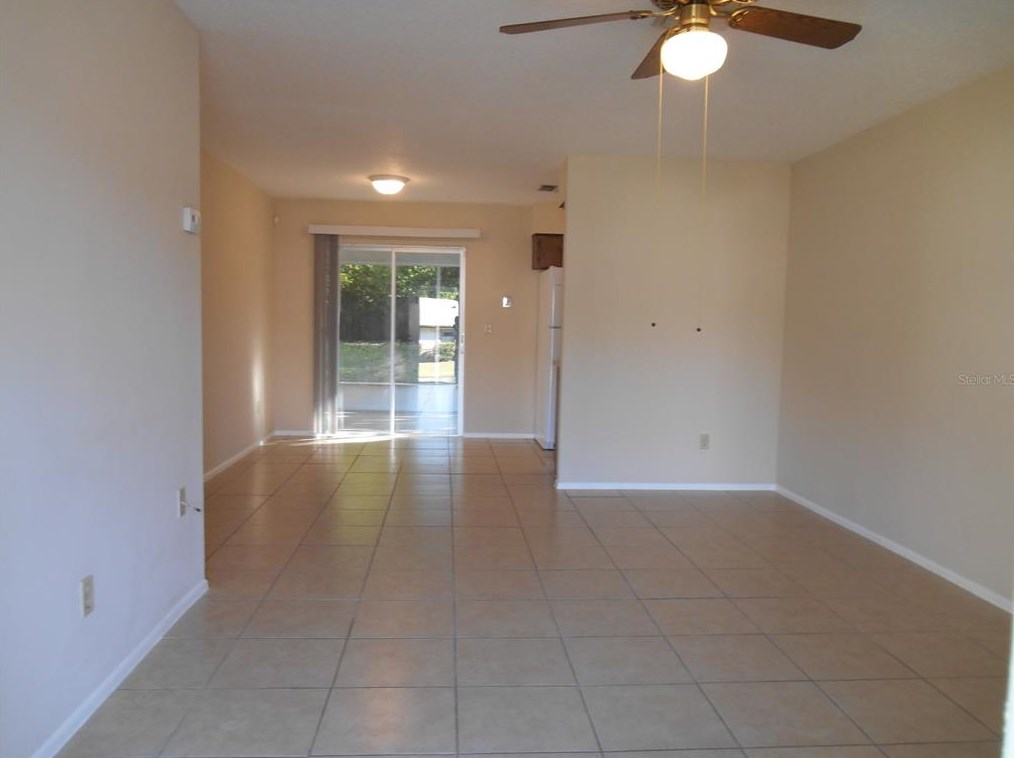 222 Fern Dr, Orange City, FL 32763-7504