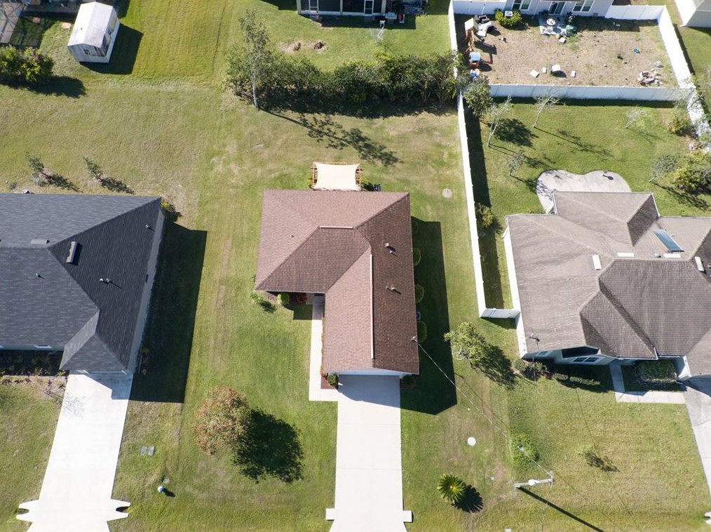 13 Regis Ln, Palm Coast FL  32164-6660 exterior