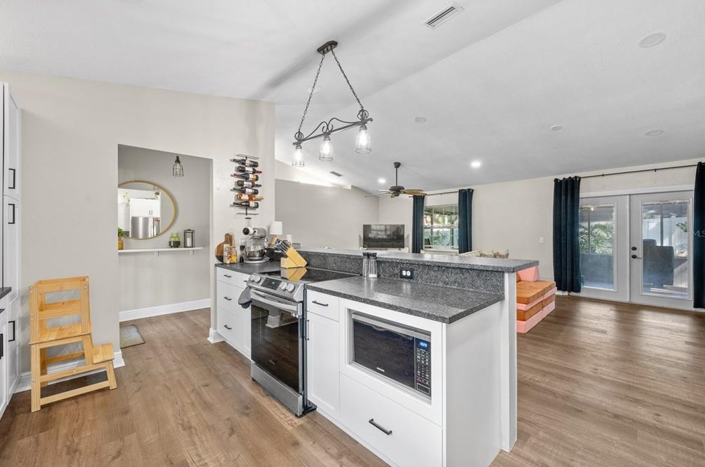 1775 Trinidad St, Deland FL  32720-1960 exterior