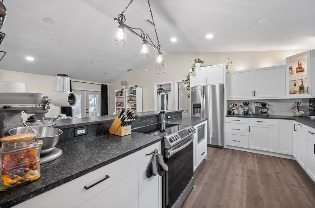 1775 Trinidad St, Deland FL  32720-1960 exterior