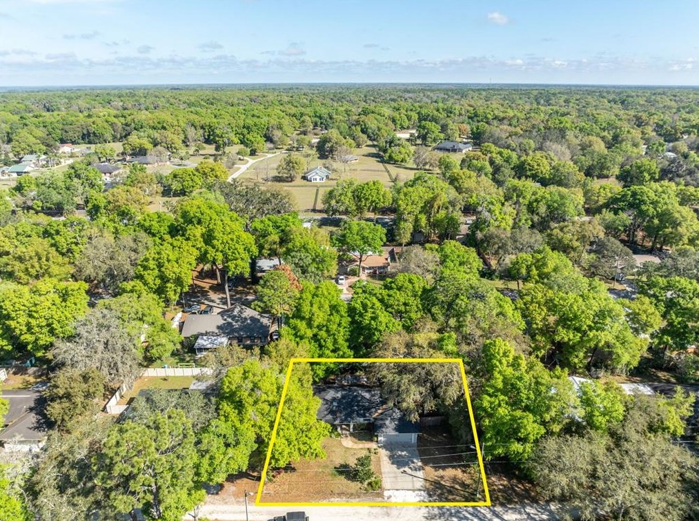 1775 Trinidad St, Deland FL  32720-1960 exterior