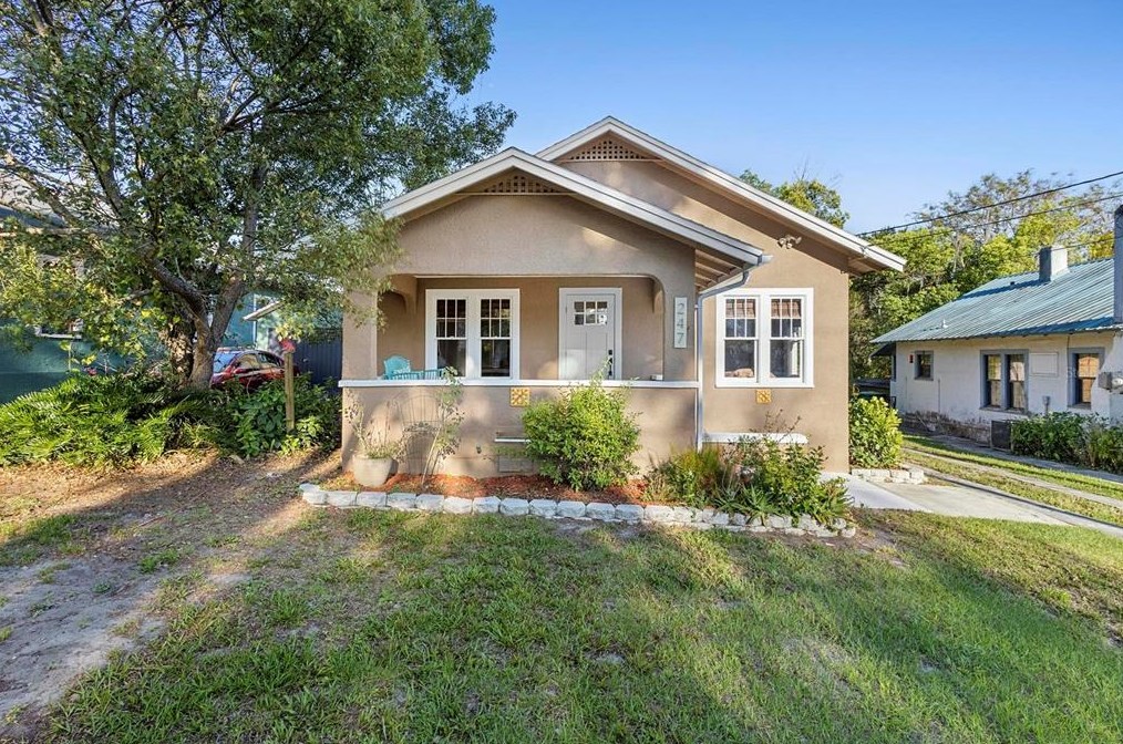 247 N Adelle Ave, Deland, FL 32720