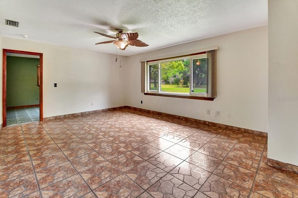 2631 Saratoga Pl, Deland, FL 32720-1428