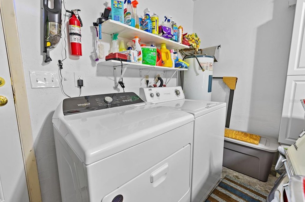 800 Acorn Ln, Daytona Beach FL  32127-4926 exterior