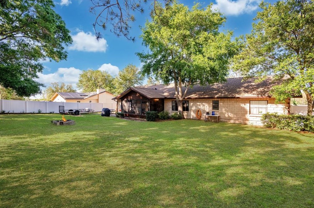 1060 Silver Rd, Ocala FL  34472-2362 exterior