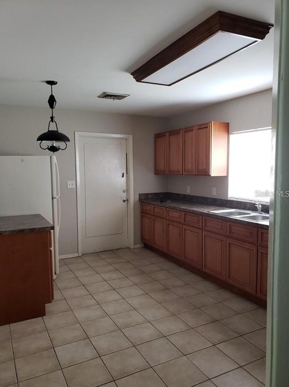 321 E Beresford Ave, Deland, FL 32724