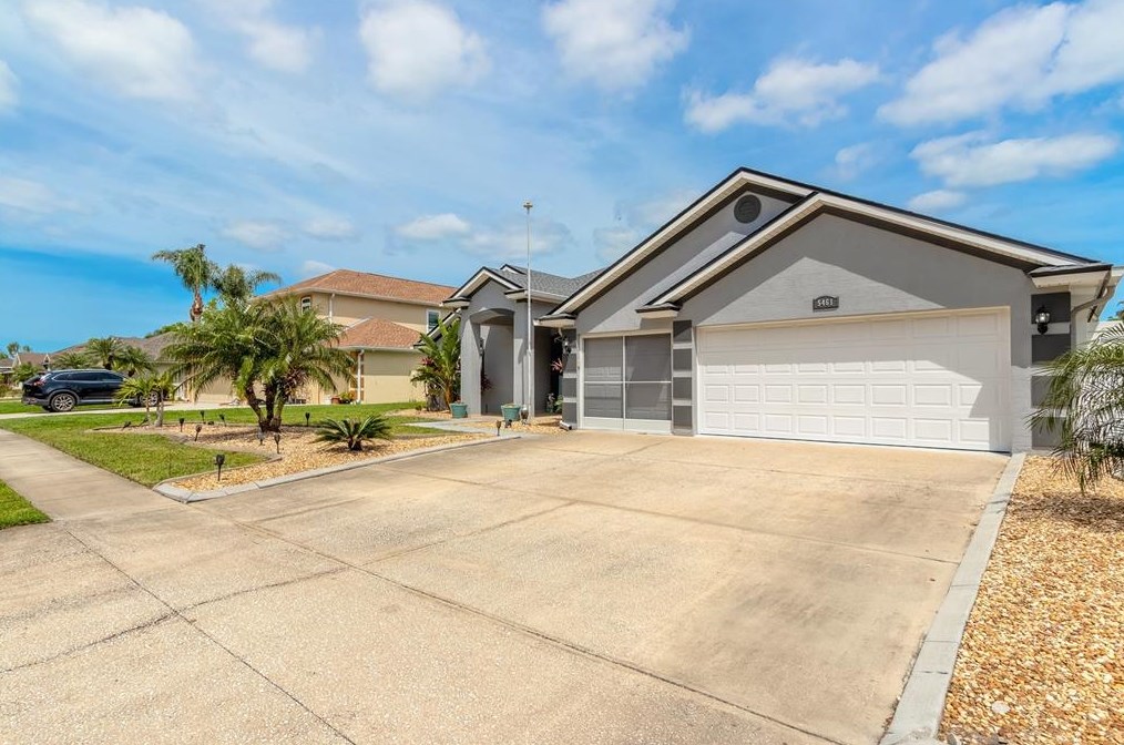 5461 Carmody Lake Dr, Daytona Beach, FL 32128