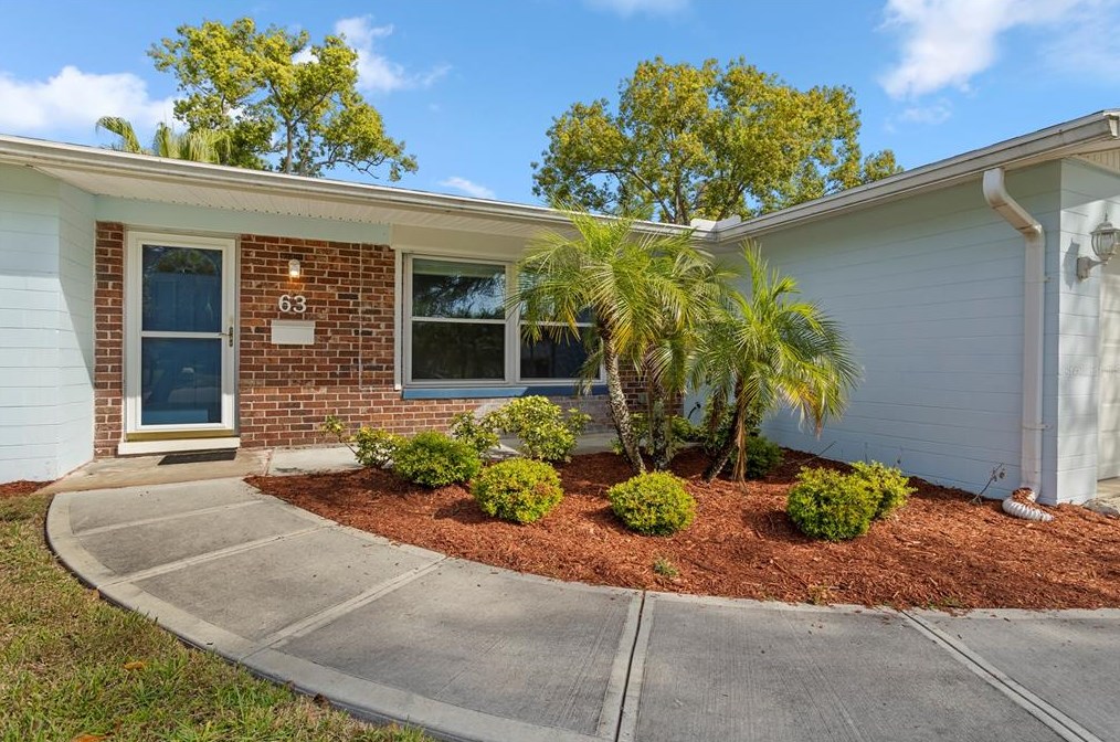 63 Carrolwood Cir, Ormond Beach, FL 32174-3903