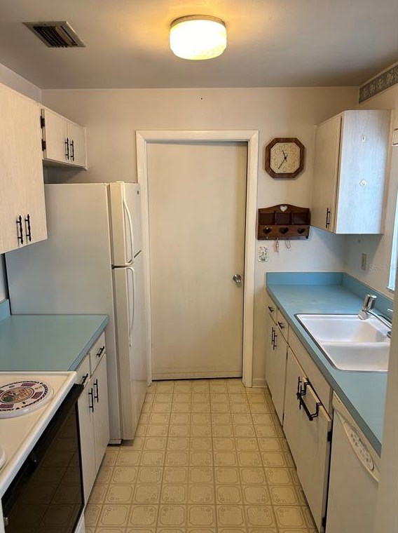 2842 Hayes Ln, Deltona FL  32738-3419 exterior