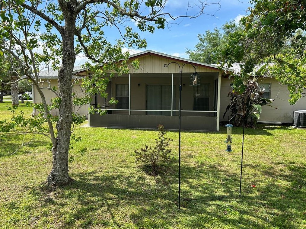 2842 Hayes Ln, Deltona FL  32738-3419 exterior