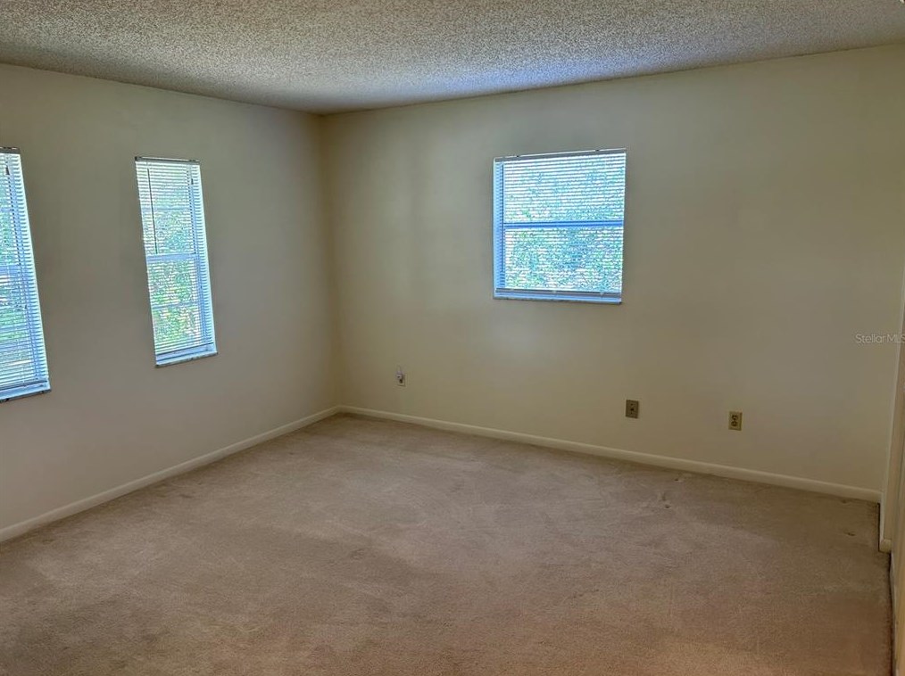 2842 Hayes Ln, Deltona FL  32738-3419 exterior