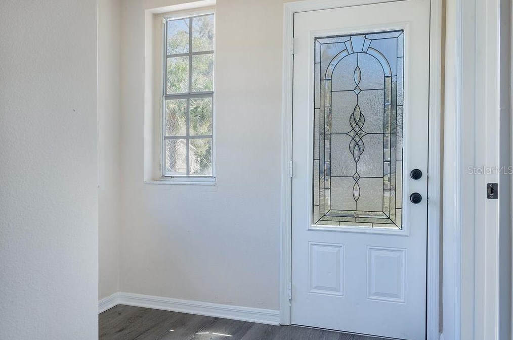210 Winslow Ave, Deland, FL 32724