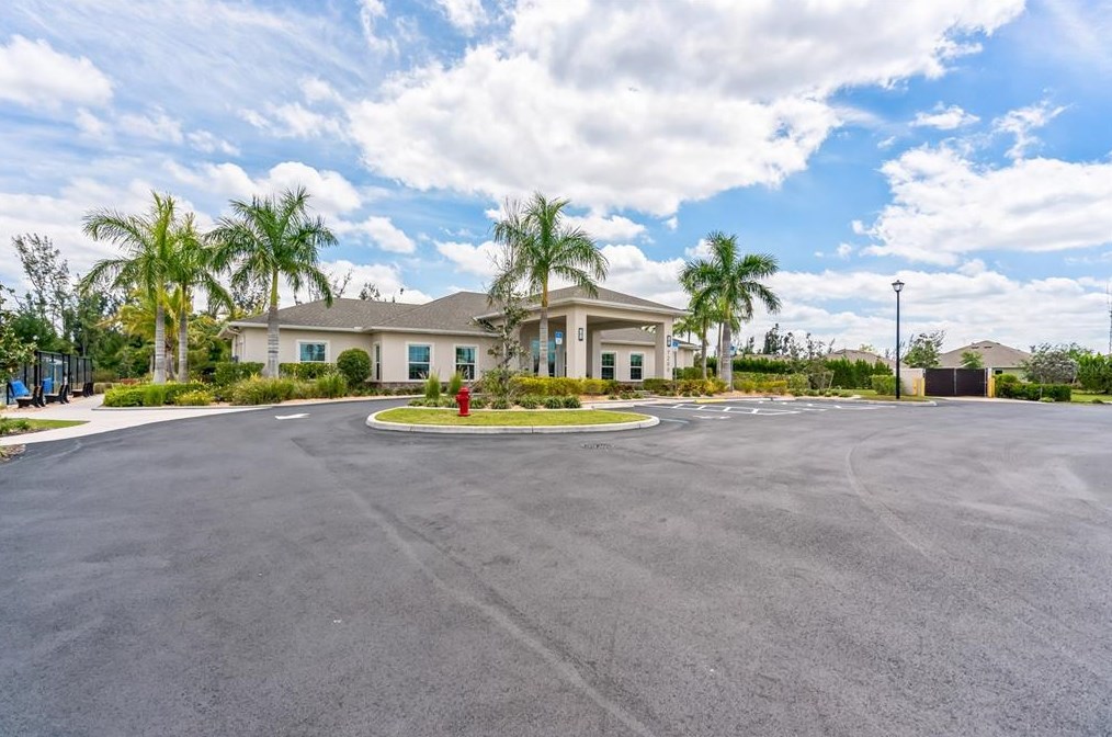 7665 Lenox Cir, Punta Gorda FL 33950-1332 exterior