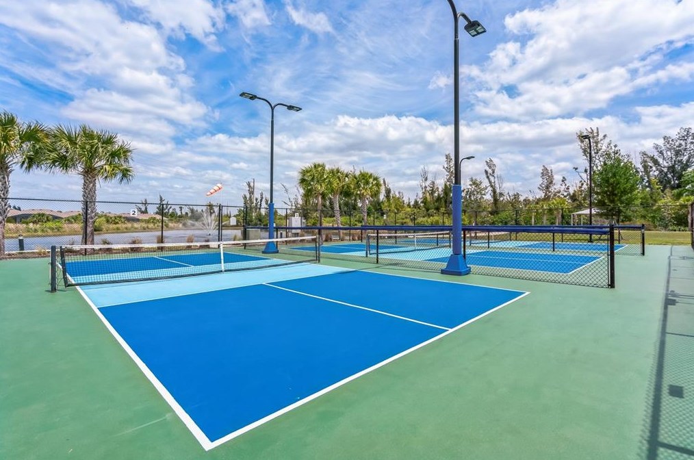 7665 Lenox Cir, Punta Gorda FL 33950-1332 exterior