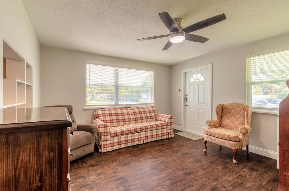 1865 Pioneer Trail W, New Smyrna, FL 32168