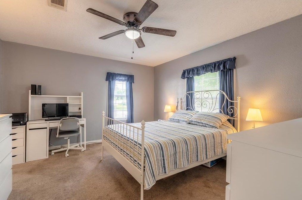 1091 Green Acres Cir, Daytona Beach FL  32119-2449 exterior