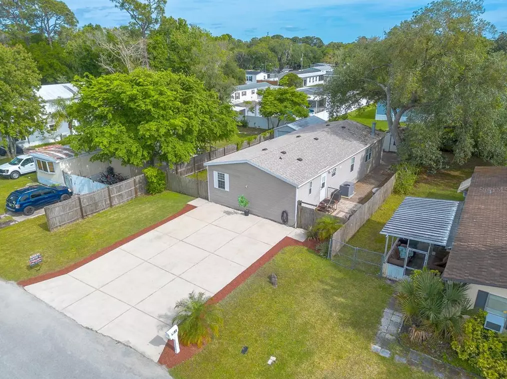 1091 Green Acres Cir, Daytona Beach FL  32119-2449 exterior