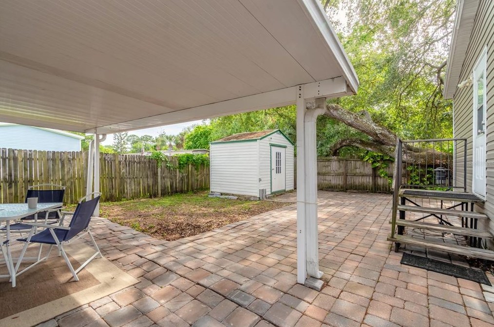 1091 Green Acres Cir, Daytona Beach FL  32119-2449 exterior